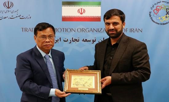 لزوم شروع مذاکرات برای امضای موافقتنامه تجارت ترجیحی میان ایران و ویتنام