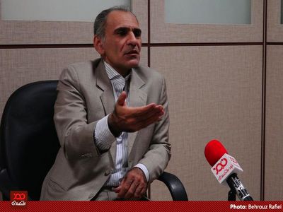 بانک مرکزی نظارت مناسبی بر خلق پول تورم‌ زا ندارد