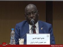 ایرانی‌ها به کنیا بیایند و خانه ارزان برای مردم ما بسازند