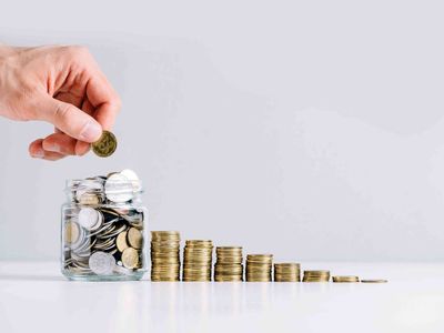 پایه پولی در دولت رئیسی 12 درصد و نقدینگی حدود 5 درصد کاهش یافت
