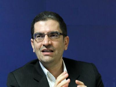 طول زمانی پروژه ها به حدی رسیده که با افتتاح بخش پایانی، بخش ابتدایی کاملا فرسوده شده!