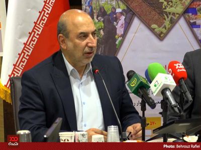 ۱۲ درصد از کل جمعیت کشور زنان روستایی و عشایری هستند که ۶۰ درصد آن‌ها جمعیت فعال بالای ۱۸ سال هستند