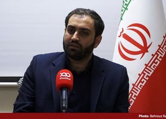 اغتشاشگران در بازار تهران کسبه را مجبور به بستن مغازه‌ها و تعطیلی کسب‌وکارشان میکردند 