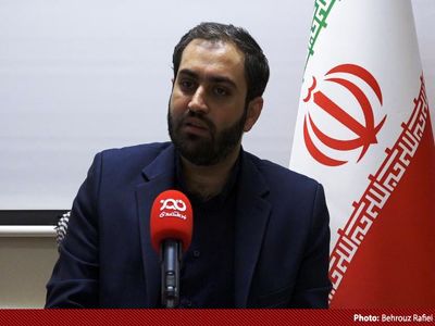 اغتشاشگران در بازار تهران کسبه را مجبور به بستن مغازه‌ها و تعطیلی کسب‌وکارشان میکردند 