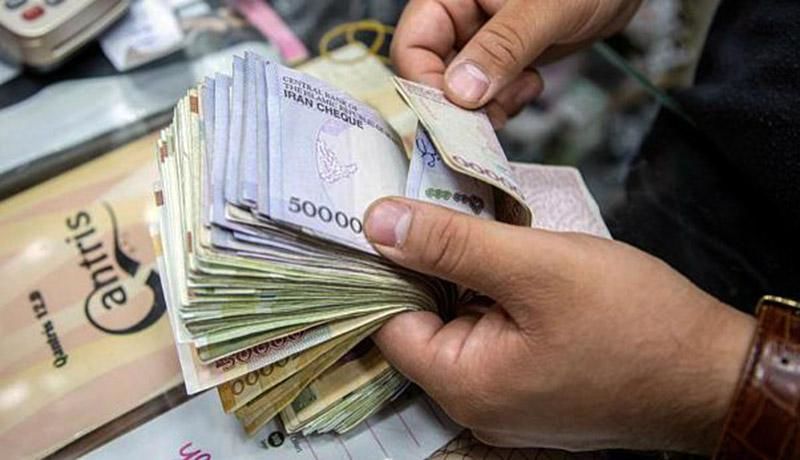 از ۹۰۰ هزار تا یک میلیون تومان حداقل افزایش حقوق برای کارمندان و بازنشستگان