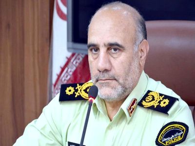 با افرادی که به طور غیرقانونی زمین‌های دولت، شهرداری و موقوفه را تصرف کنند برخورد می‌کنیم