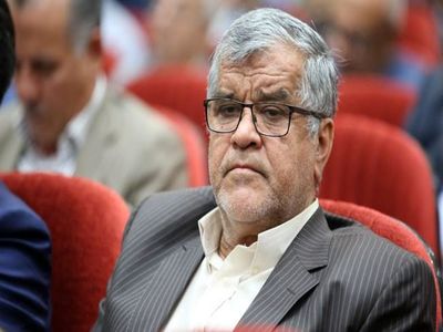 آیا نمی‌شد طوری مدیریت کنند که ۴ هفته گاز بخش‌های تولیدی استان سمنان قطع نشود؟