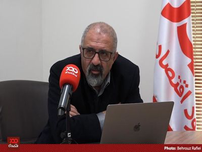 قیمت دان مرغ ۴ برابر گران شده، اما مرغ تنها ۹٠ درصد افزایش قیمت داشته است