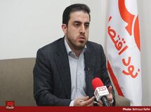 "کاهش توریست" و "خروج سرمایه" به دلیل آشوب‌های خیابانی سه ماه اخیر، مهمترین دلیل گرانی ارز است