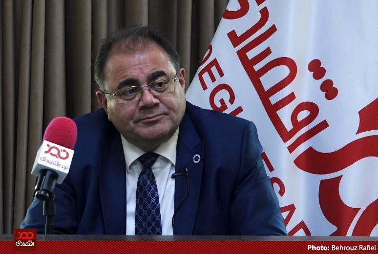 دیگر مثل قبل نیست که با اظهارات آمریکا فروش نفت ایران تغییر کند؛ دولت سیزدهم راههای منحصر به فرد خودش را برای فروش نفت دارد