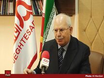 اتاق باید از رئیس محوری و فرد محوری خارج شود(۲)