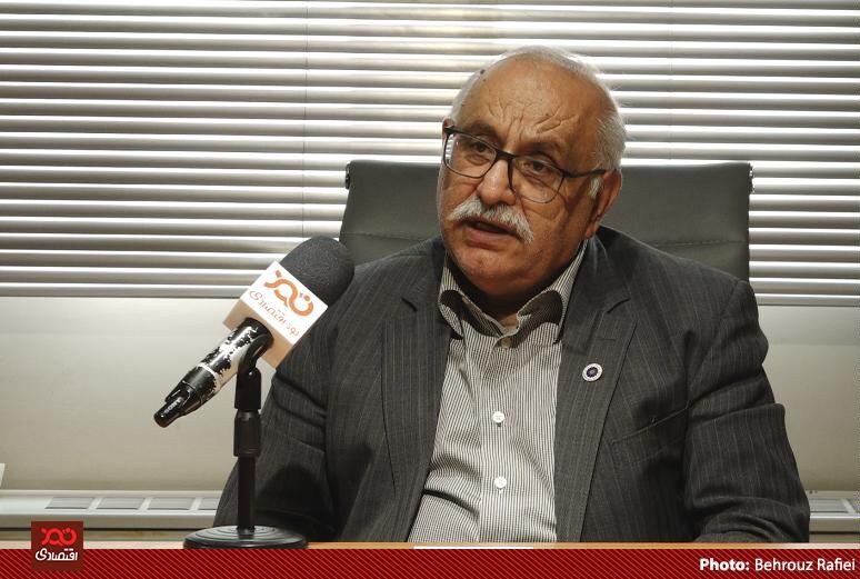 مهار تورم با حمایت منطقی و مستمر از تولید محقق می‌شود