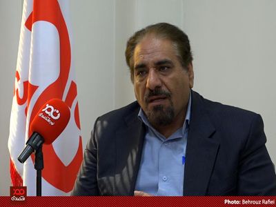 چرا وقتی با ترکیه تجارت میکنیم، حتما باید با دلار باشد؟ چرا با لیر و ریال تجارت دو طرفه نمی‌کنیم؟
