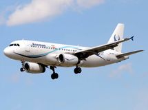 عملیاتی شدن ۳ هواپیمای زمین گیر آسمان در ۱۰۰ روز