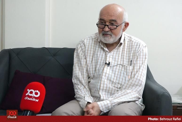 نصف مردم ما اجاره نشین‌اند که با پیروی از سیاست‌های صندوق‌ بین المللی پول آن‌ها را بیچاره کردیم