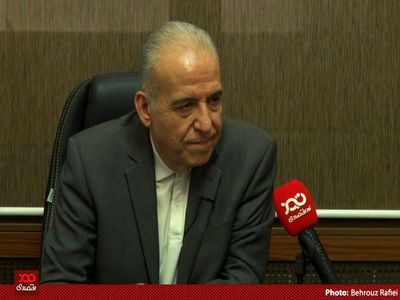 کمتر از یک ماه است که کانال‌های مالی جدیدی بین ایران و چین باز شده است، اما به دلیل تحریم‌ها نمی‌توانیم بیانش کنیم