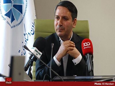 در توسعه ناوگان کشتیرانی دریای خزر خیلی از طرف روس عقب مانده‌ایم