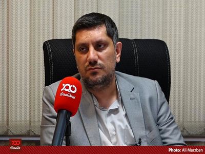 کاروان‌های کولبری چند بار در هفته ده‌ها یخچال و ماشین لباسشویی وارد می‌کنند