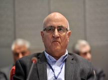 گاهی اوقات با عباراتی مثل "جایگزین واردات" میخواهند جنس بنجل تولید کنند