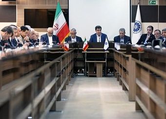 بندهای فاقد ماهیت برنامه‌ای، از لایحه برنامه هفتم توسعه حذف شود