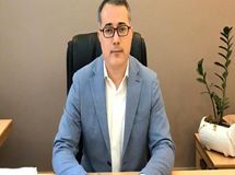 بسیاری از لوکوموتیوهای از رده خارج شده مشکل کمبود منابع و قطعه ندارند