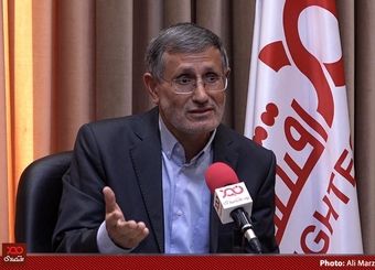 خلق پول را به طور کلی نفی نکنید، پول می‌تواند قطار اقتصاد را حرکت دهد