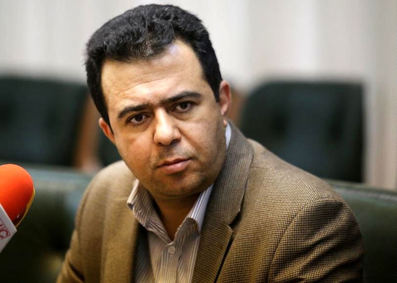 معاون سابق همتی از افشای اطلاعات محرمانه توسط همتی به نهادهای خارجی خبر داد