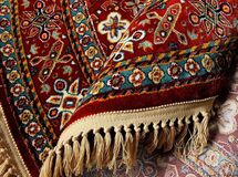 کاهش ۲۱ درصدی ارزآوری فرش در ۵ ماهه ۱۴۰۲