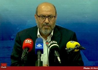 با سرمایه گذاری در سواحل مکران به راحتی می‌توان از واردات موز بی‌نیاز شد