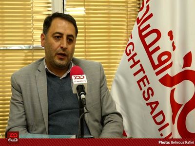 قیمت بنزین برای صادرات ۲۷ سنت است ولی برای فروش داخلی ۶۷ سنت است