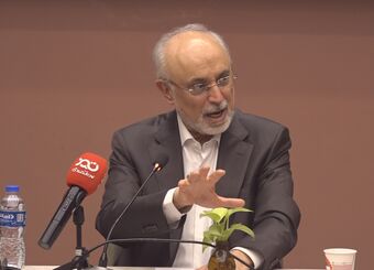 شاه سعودی گفت چرا این قدر در تلویزیون و رسانه هایتان به من فحش می دهید؟