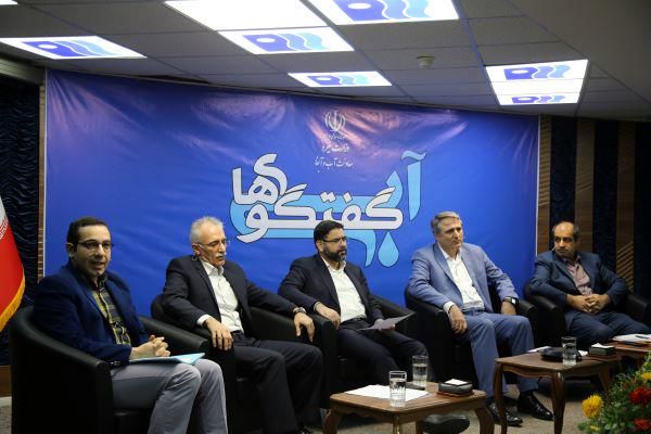 بهرهبرداران از وضعیت نگرانکننده آبخوانها مطلع شوند/ مدیریت آبخوانها به تشکلهای مردمی سپرده میشود