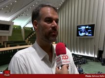 علی آبادی تفاوت ماشین برقی با ماشین هیبریدی را نمیداند!