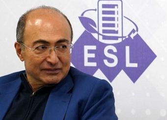 در ایران وزیری که باید سیاست‌گذار باشد خودش بنگاه‌دار است و رئیس هیئت مدیره معین می‌کند