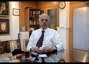 متاسفانه صداوسیما هر وقت از جایی پول گرفته، روی جنس ایرانی حساسیت نشان نداده!