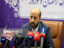 بازرس برخی از دستگاه‌ها کل موجودی انبار کارخانه‌ها را قاچاق تلقی می‌کنند/ اذیت کردن کارخانه‌ها با شعار حمایت از تولید همخوانی ندارد