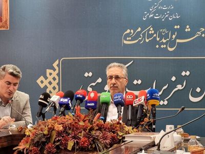 عرضه پژو پارس با دستور رئیس جمهور ادامه پیدا می‌کند/ سایپا قول داده بدون افزایش قیمت خودروهای ثبت نامی را تحویل دهد