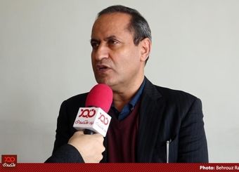 دلار به زودی با کاهش تنش‌های سیاسی برمی‌گردد/ برخی افراد و رسانه‌ها مراقبت کنند تا در این شرایط به جامعه جو منفی ندهند