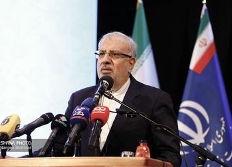 هرچه تولید سوخت می‌کنیم باز هم از مصرف عقبیم/ خیلی صنایع تعطیل شده ولی سهمیه سوخت مایع می‌گیرند
