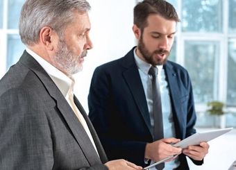 نقش و اهمیت کارشناس بازرگانی در موفقیت شرکت