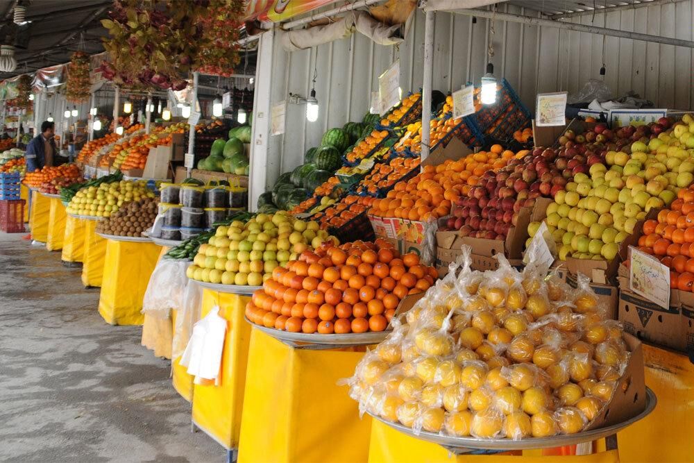 تأمین و توزیع میوه تنظیم بازاری بدون مشکل ادامه دارد