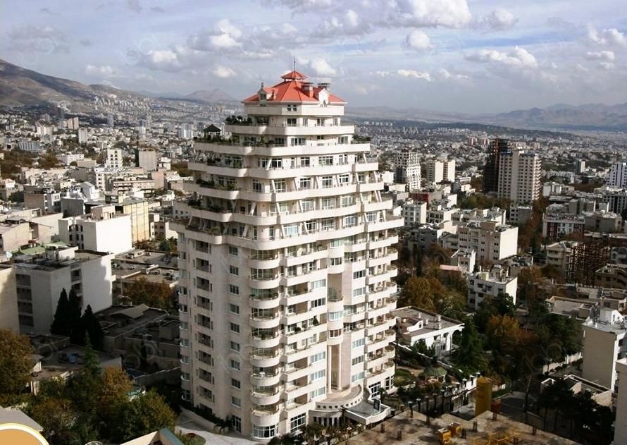فروش متری مسکن، بحرانهای بازار مسکن را تشدید می کند