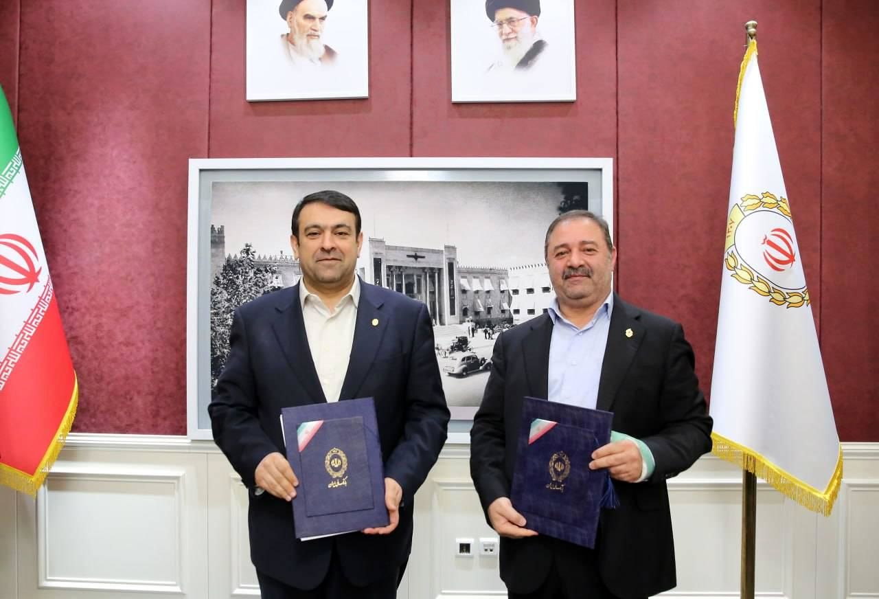 فجر ملی/آغاز فاز نوین خدمات بانک ملی ایران در جایگاههای سوخت با تفاهم نامه جدید