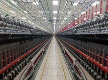 صنعت نساجی در محاصره واردات ارزان و قاچاق گسترده