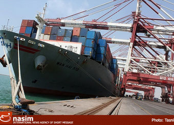 بندر شهید رجایی چه حجمی از ترانزیت کالا را در اختیار دارد؟