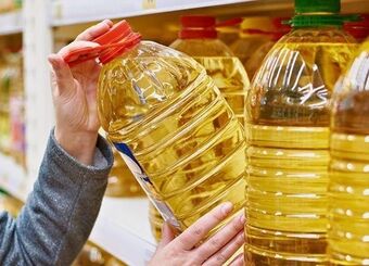 این شیوه توزیع روغن منجر به نارضایتی در کف جامعه می‌شود