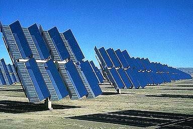 آغاز نصب نیروگاه‌های خورشیدی در محوطه پست‌های برق