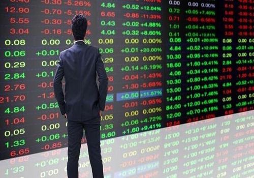 تردید حقیقی‌ها کار دست بورس داد