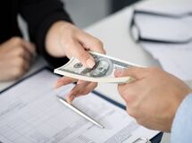 تکلیف وام 400میلیونی بدون ضامن مشخص شد/ واکنش یک مقام مسئول

