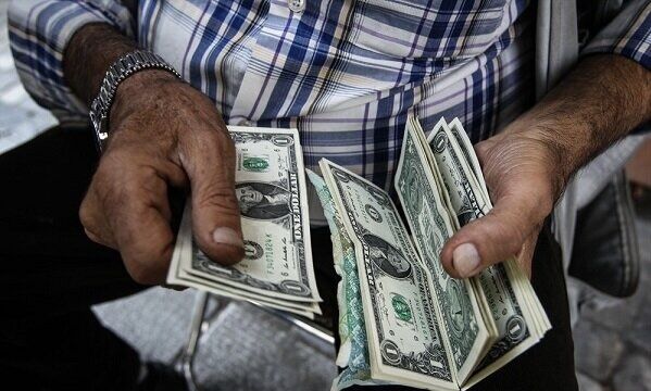 گزارش بازار ارز؛ دلار و یورو ارزان را از کجا بخریم؟